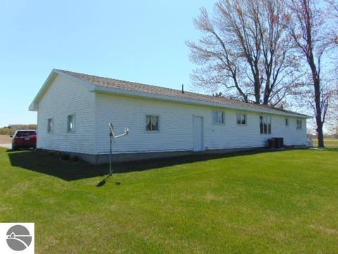 1989 N Jerome Rd, Ithaca, MI 48847 photo 41