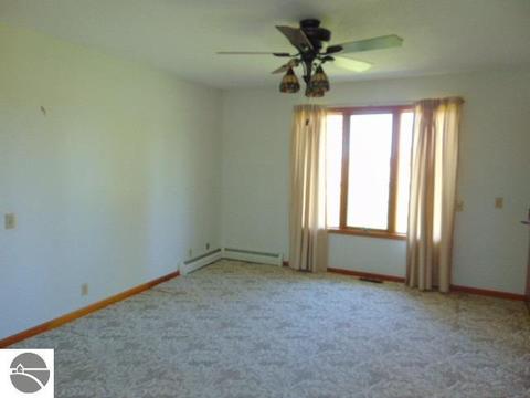 1989 N Jerome Rd, Ithaca, MI 48847 photo 12
