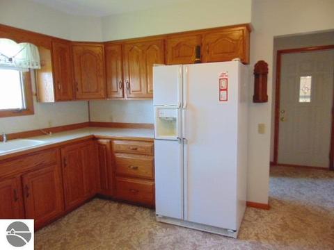 1989 N Jerome Rd, Ithaca, MI 48847 photo 6