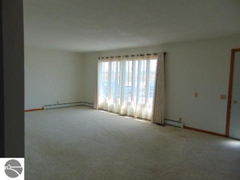 1989 N Jerome Rd, Ithaca, MI 48847 photo 8