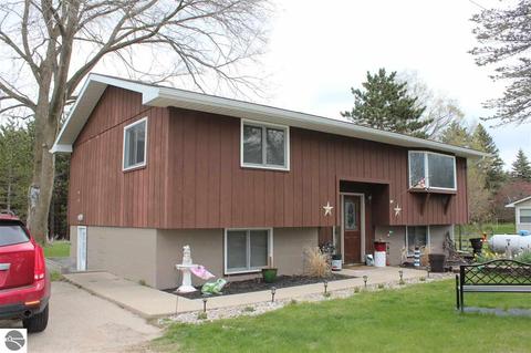 2145 E Surrey Rd, Farwell, MI 48622 photo 19