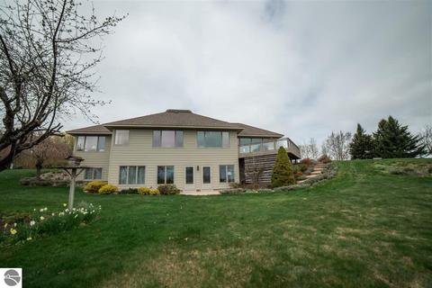 4249 S Whitehill Dr, Cedar, MI 49621 photo 4