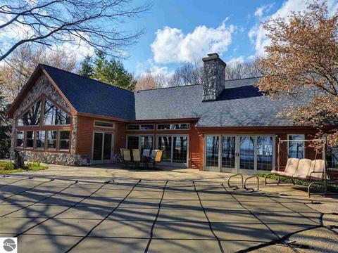 2550 E Booth Rd, Au Gres, MI 48703 photo 2