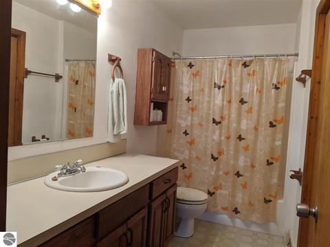 5245 E Michigan Ave, Au Gres, MI 48703 photo 9