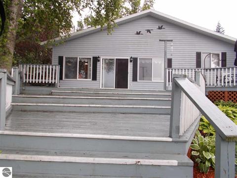 5537 N Shady Ln, Hale, MI 48739 photo 1