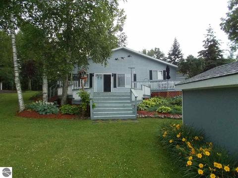 5537 N Shady Ln, Hale, MI 48739 photo 2