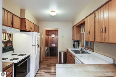 8607 Deadstream Rd, Honor, MI 49640 photo 69