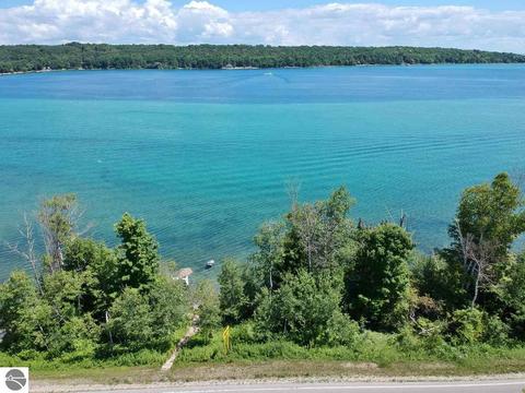 4751 N Panoramic Dr, Omena, MI 49674 photo 9