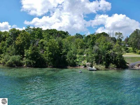 4751 N Panoramic Dr, Omena, MI 49674 photo 7