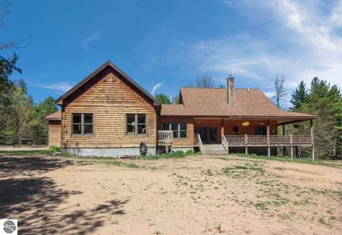 2367 Langs Ln, Interlochen, MI 49643 photo 2