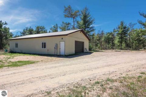 2367 Langs Ln, Interlochen, MI 49643 photo 13
