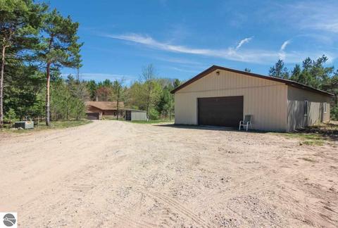 2367 Langs Ln, Interlochen, MI 49643 photo 14