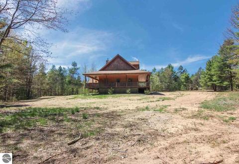 2367 Langs Ln, Interlochen, MI 49643 photo 6