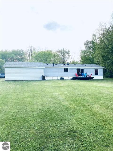 865 S Ely Hwy, Ithaca, MI 48847 photo 2