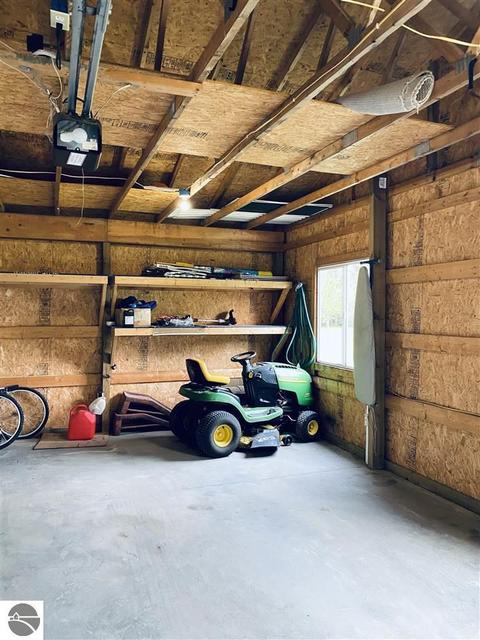 865 S Ely Hwy, Ithaca, MI 48847 photo 3