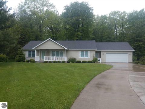 373 N Huron, Au Gres, MI 48703 photo 1