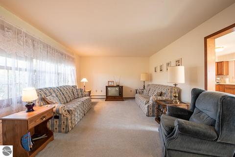 6850 E Kelenski Dr, Cedar, MI 49621 photo 16