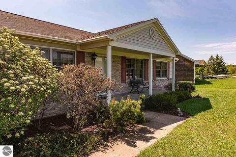 6850 E Kelenski Dr, Cedar, MI 49621 photo 5