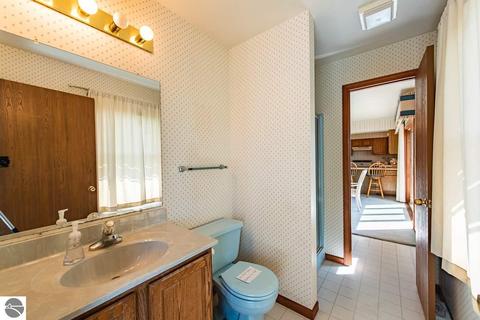 6850 E Kelenski Dr, Cedar, MI 49621 photo 29
