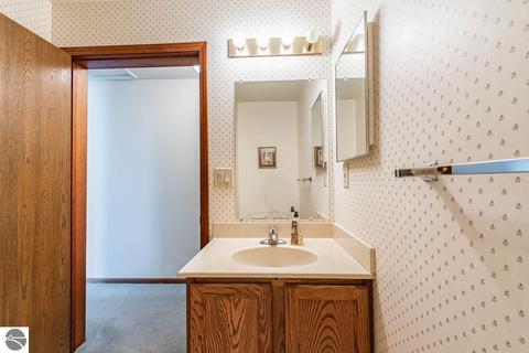 6850 E Kelenski Dr, Cedar, MI 49621 photo 28