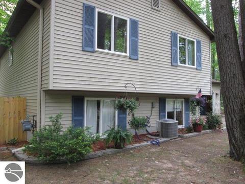 843 Cedar Trl, Interlochen, MI 49643 photo 2