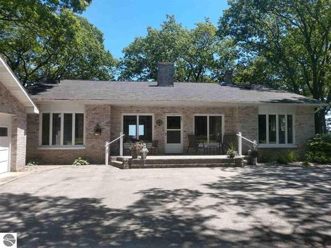 701 S Crescent Ave, Au Gres, MI 48703 photo 2