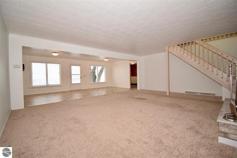 701 S Crescent Ave, Au Gres, MI 48703 photo 16