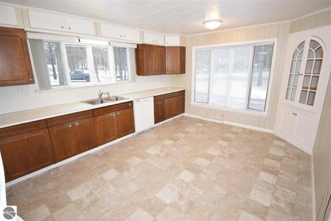 701 S Crescent Ave, Au Gres, MI 48703 photo 21