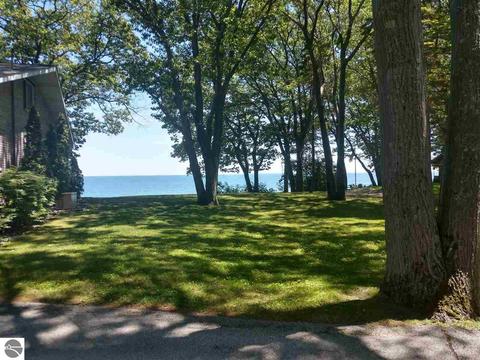 701 S Crescent Ave, Au Gres, MI 48703 photo 4