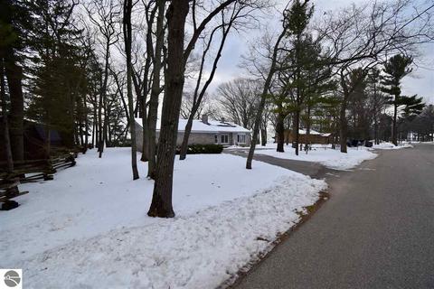 701 S Crescent Ave, Au Gres, MI 48703 photo 6