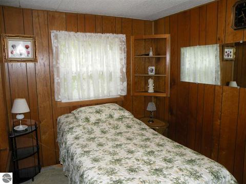 777 Easton Rd, Gladwin, MI 48624 photo 14
