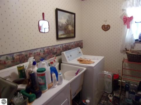 4545 Deckerville Rd, Lupton, MI 48635 photo 7