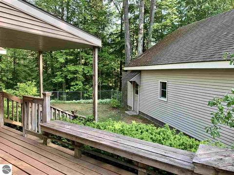 10439 Harmony Dr, Interlochen, MI 49643 photo 22