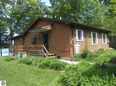 5169 Sumac Trl, Lupton, MI 48635 photo 1