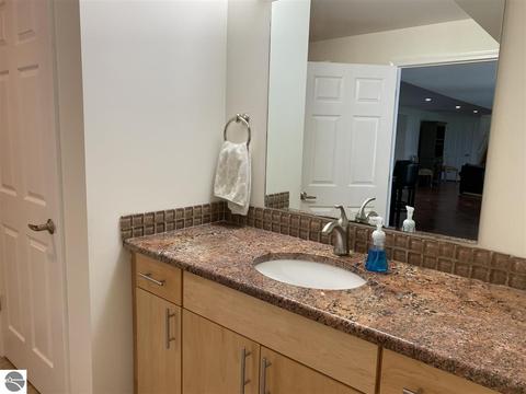 415 Saint Andrews Dr, Gladwin, MI 48624 photo 37