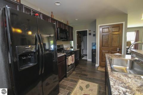 4488 E Millbrook Rd, Mount Pleasant, MI 48858 photo 11