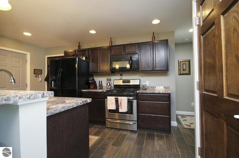 4488 E Millbrook Rd, Mount Pleasant, MI 48858 photo 8