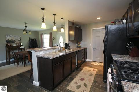 4488 E Millbrook Rd, Mount Pleasant, MI 48858 photo 9