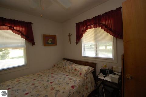 4041 Lone Pine Rd, Harrison, MI 48625 photo 4