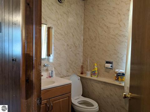 3681 Lakeside Dr, Lupton, MI 48635 photo 7
