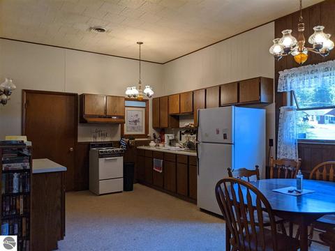 3681 Lakeside Dr, Lupton, MI 48635 photo 9