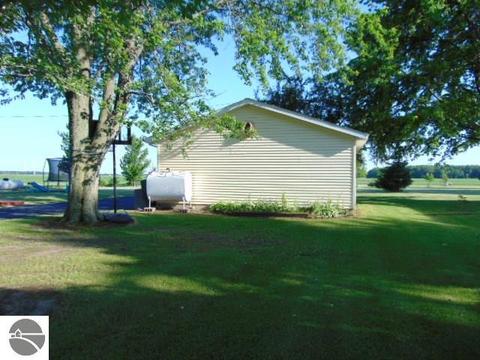 5740 E Tyler Rd, Ithaca, MI 48847 photo 57