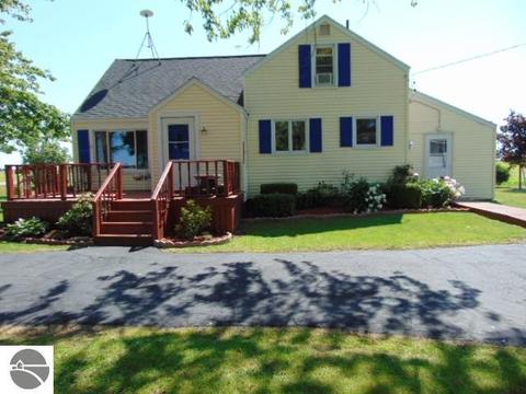 5740 E Tyler Rd, Ithaca, MI 48847 photo 1