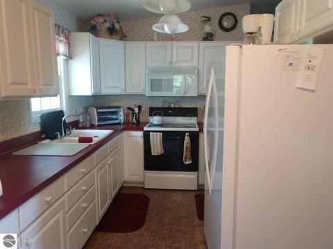 135 S Huron, Au Gres, MI 48703 photo 22