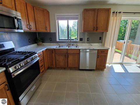 1593 Pine Tree Rd, Grawn, MI 49637 photo 7