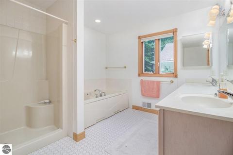 4605 Steffins Rd, Arcadia, MI 49613 photo 5