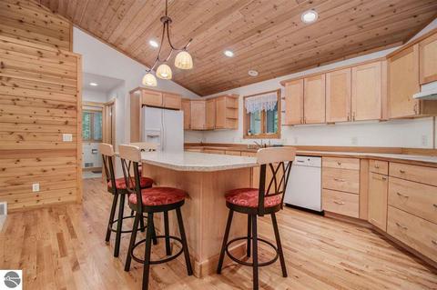 4605 Steffins Rd, Arcadia, MI 49613 photo 4