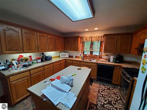 6820 E Harbor Dr, Elk Rapids, MI 49629 photo 11