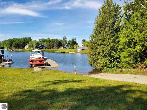 6820 E Harbor Dr, Elk Rapids, MI 49629 photo 24