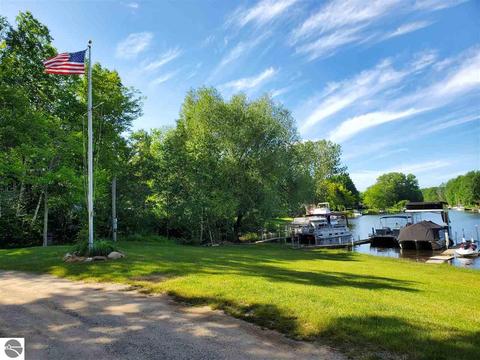 6820 E Harbor Dr, Elk Rapids, MI 49629 photo 10